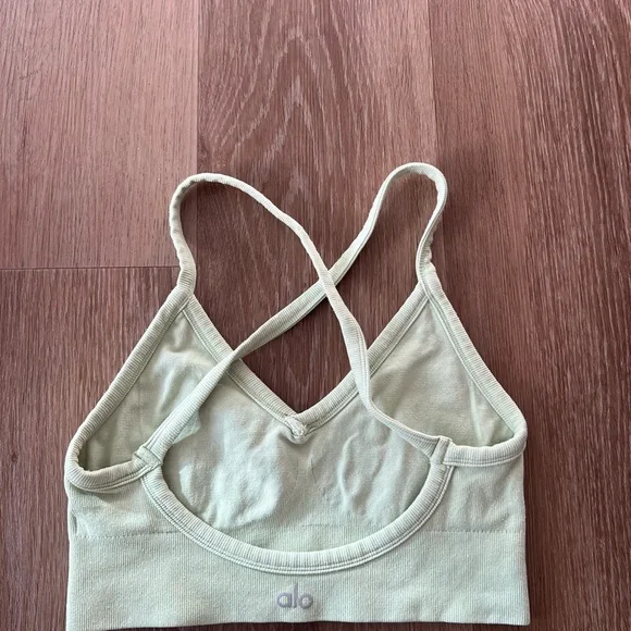 Alo Yoga Set - Picture 4 of 6